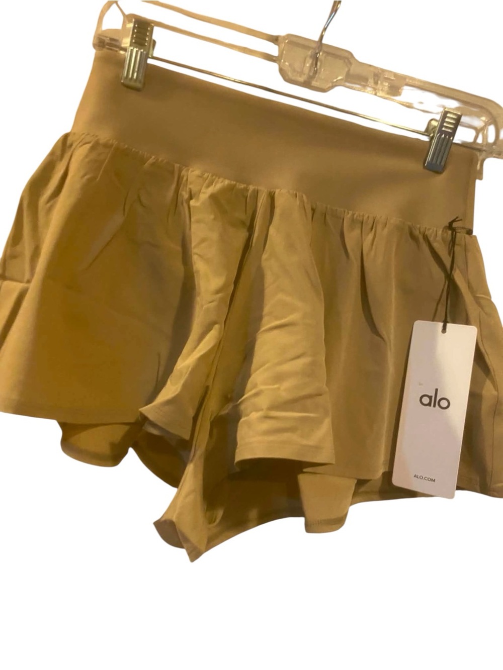 NWT Alo Yoga Victory Running Shorts GRAVEL Size Small